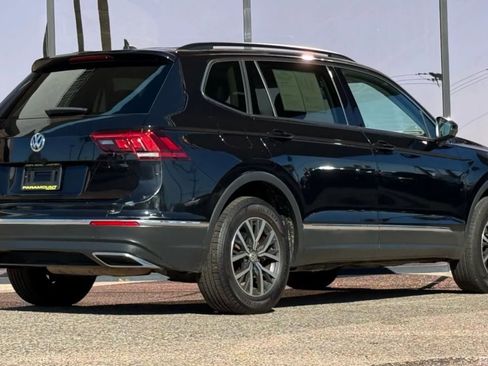 Used 2020 Volkswagen Tiguan SE image 15