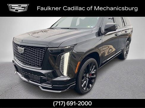 Used 2026 Cadillac Escalade V w/ LPO, ONYX Package image 11