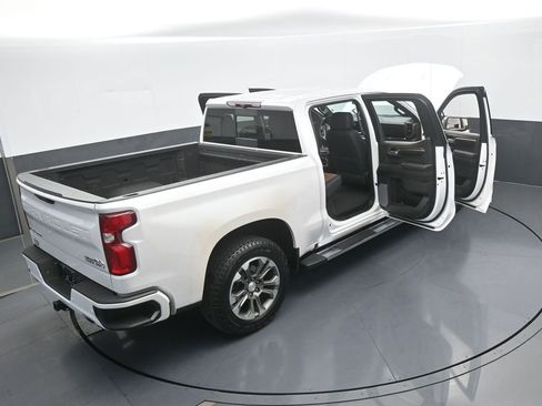 Used 2024 Chevrolet Silverado 1500 High Country AWD/4WD image 78