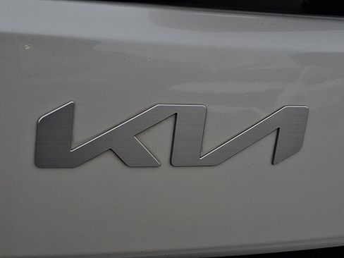 Certified 2024 Kia Soul LX w/ Option Group 015 image 28