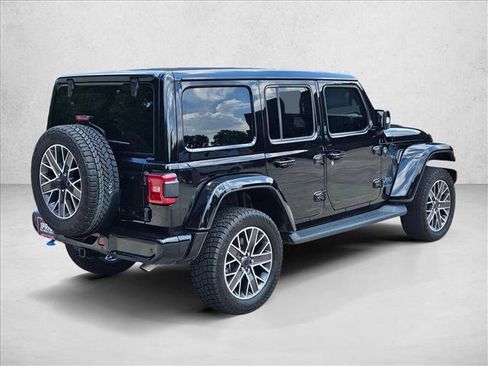 Used 2024 Jeep Wrangler High Altitude AWD/4WD image 5