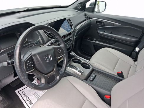 Used 2023 Honda Passport EX-L image 4