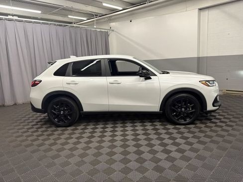 Used 2024 Honda HR-V Sport image 4