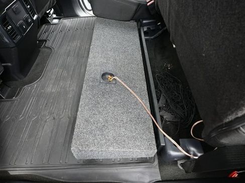 Used 2019 Ford F150 XLT w/ Equipment Group 302A Luxury AWD/4WD image 31