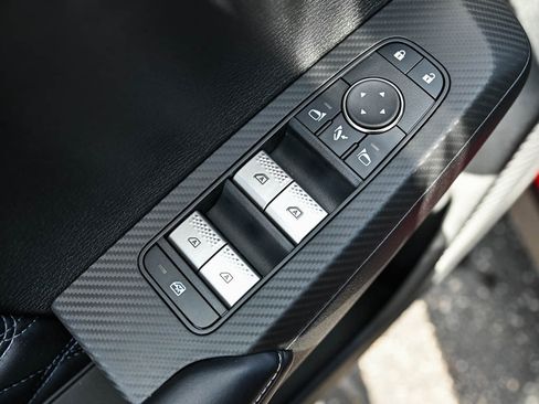 New 2025 Mitsubishi Outlander SEL image 17