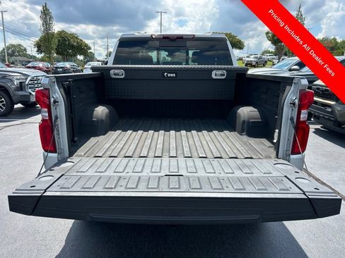 Used 2022 Chevrolet Silverado 1500 ZR2 w/ Technology Package AWD/4WD image 22