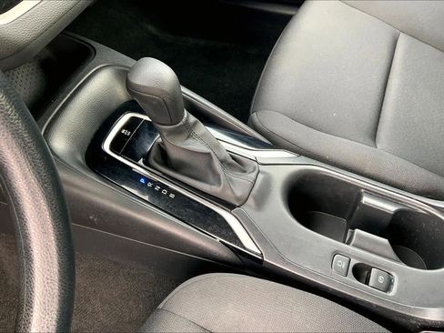 Used 2024 Toyota Corolla LE image 17