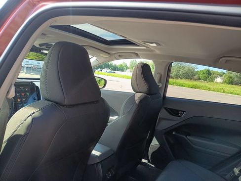 Used 2024 Subaru Crosstrek 2.0i Premium AWD/4WD image 22
