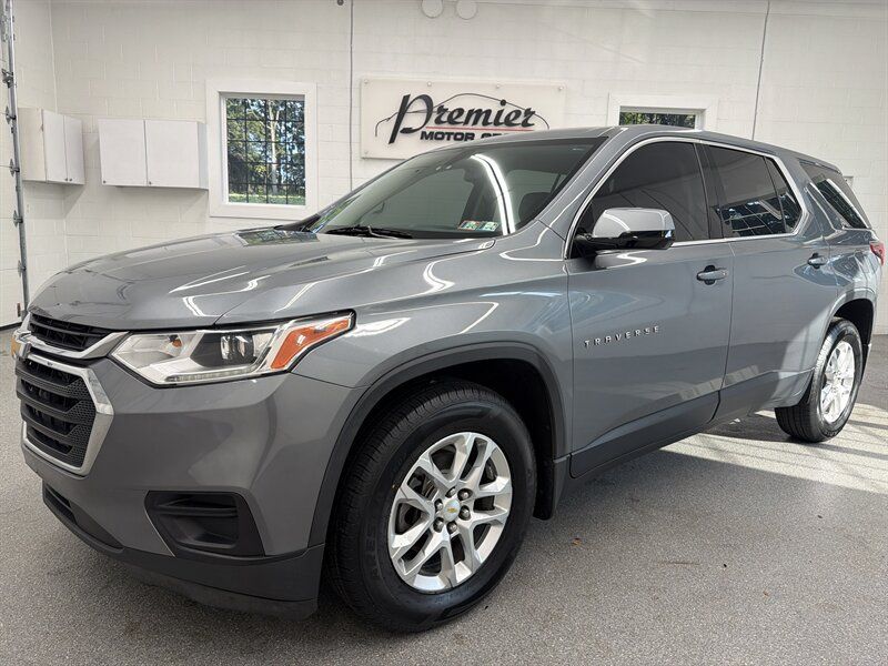 Used 2018 Chevrolet Traverse LS AWD/4WD image 1