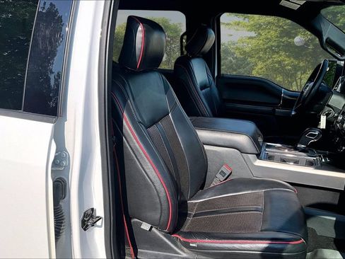 Used 2018 Ford F150 XLT w/ Equipment Group 302A Luxury AWD/4WD image 7