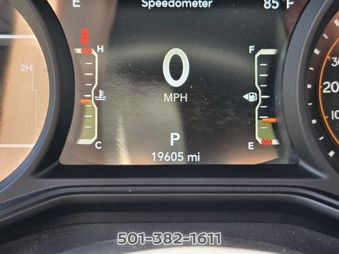 Used 2024 Jeep Wrangler Rubicon w/ Convenience Group AWD/4WD image 30