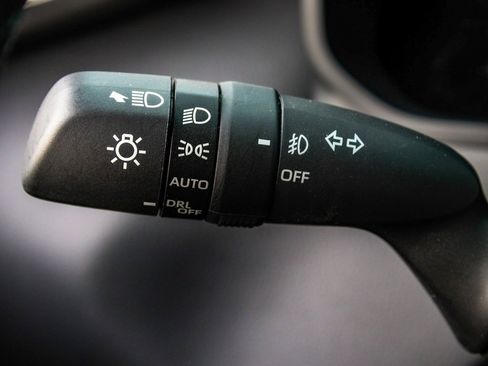 Used 2024 Toyota Tundra Limited image 24