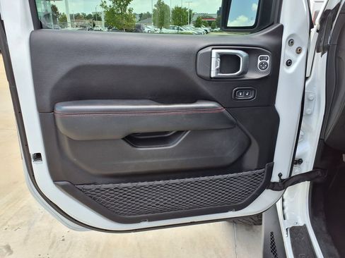 Used 2020 Jeep Gladiator Rubicon AWD/4WD image 14