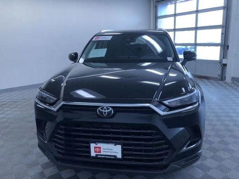 Certified 2025 Toyota Grand Highlander AWD image 16