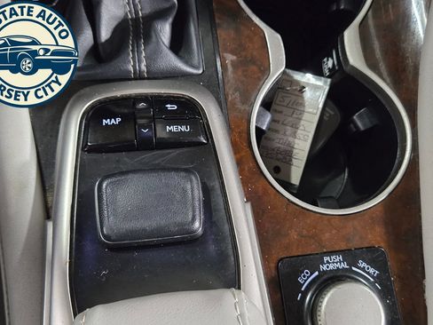 Used 2019 Lexus RX 350 AWD w/ Navigation Package image 19