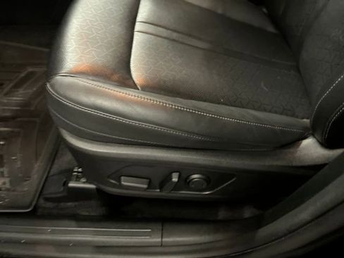 Certified 2022 Kia Sorento S image 12