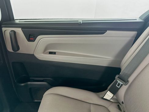 Used 2020 Honda Odyssey EX image 31