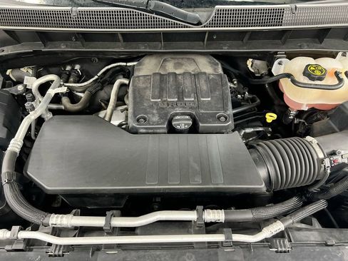 Used 2022 Chevrolet Silverado 1500 Custom w/ Safety Confidence Package AWD/4WD image 24