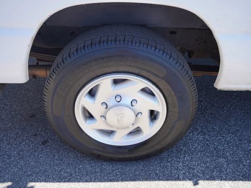Used 2011 Ford E-250 and Econoline 250 w/ PWR Group RWD image 35