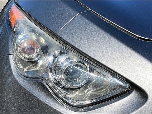 Used 2017 INFINITI QX70 AWD w/ Premium Package image 24