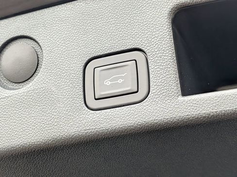 New 2026 GMC Terrain Elevation w/ Elevation Premium Package image 29