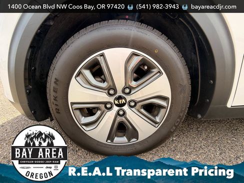 Used 2019 Kia Niro EX FWD image 23