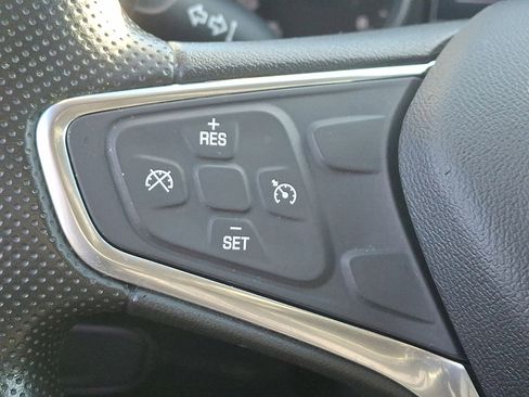 Certified 2019 Chevrolet Equinox LT image 17