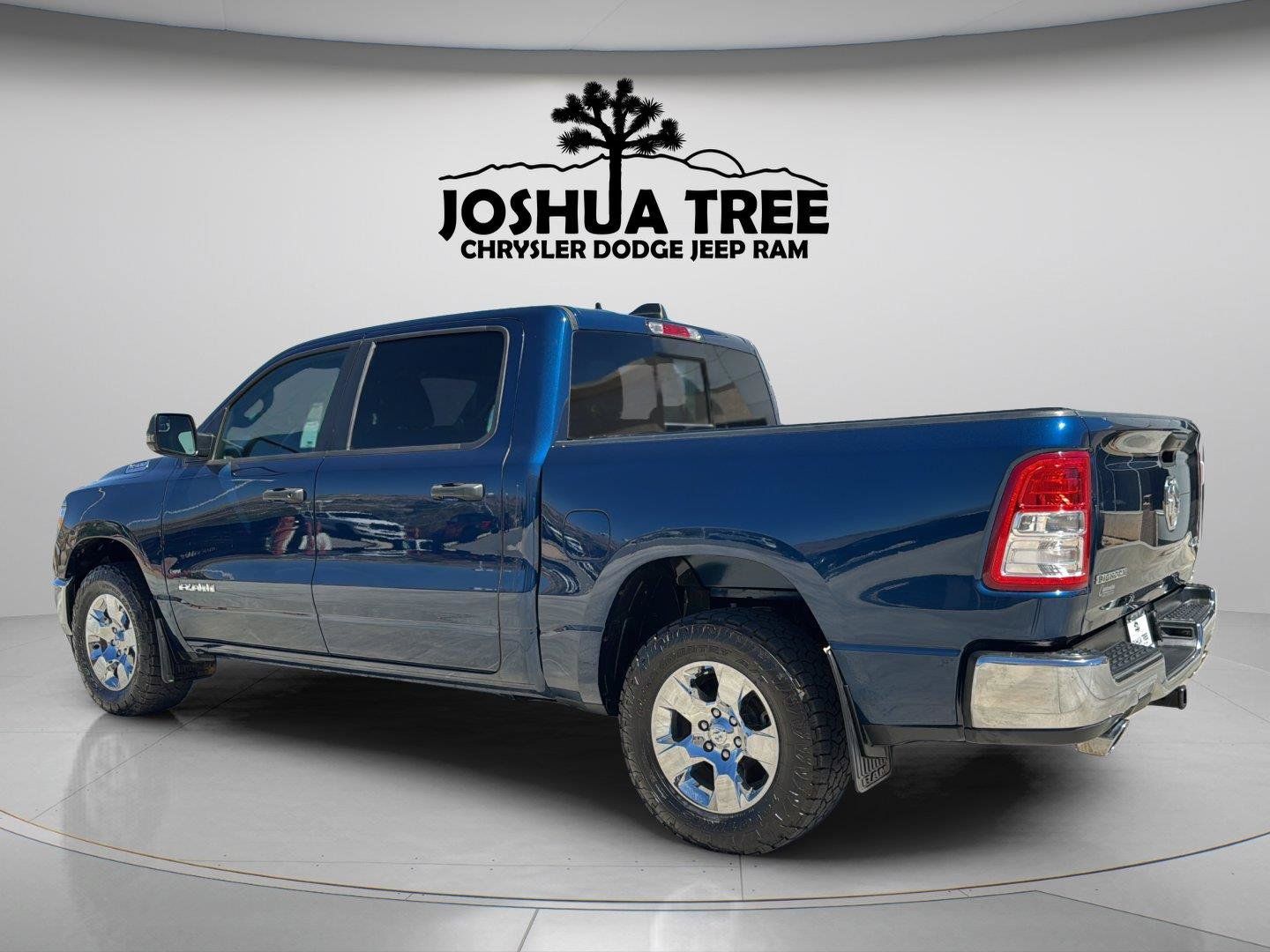 Used 2024 RAM 1500 Big Horn AWD/4WD image 5