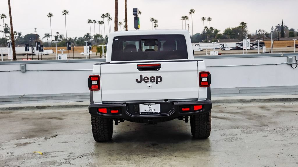 New 2026 Jeep Gladiator Rubicon w/ Steel Bumper Group AWD/4WD image 8