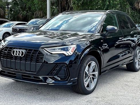 New 2025 Audi Q3 2.0T Premium image 9