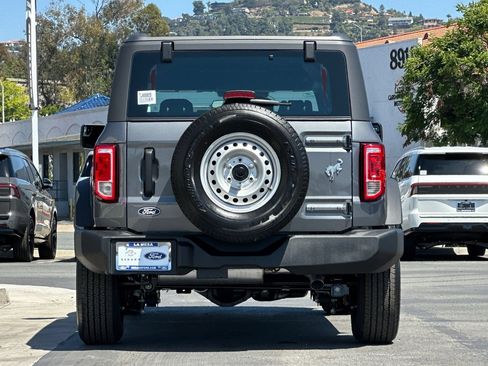 New 2026 Ford Bronco 4-Door AWD/4WD image 4