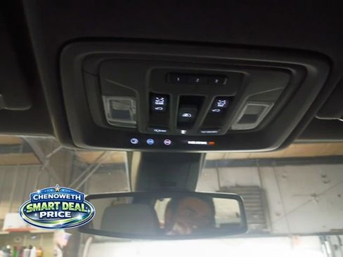 Used 2019 Chevrolet Silverado 1500 LTZ w/ LTZ Premium Package AWD/4WD image 17