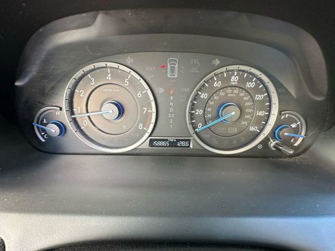 Used 2010 Honda Crosstour EX-L image 24