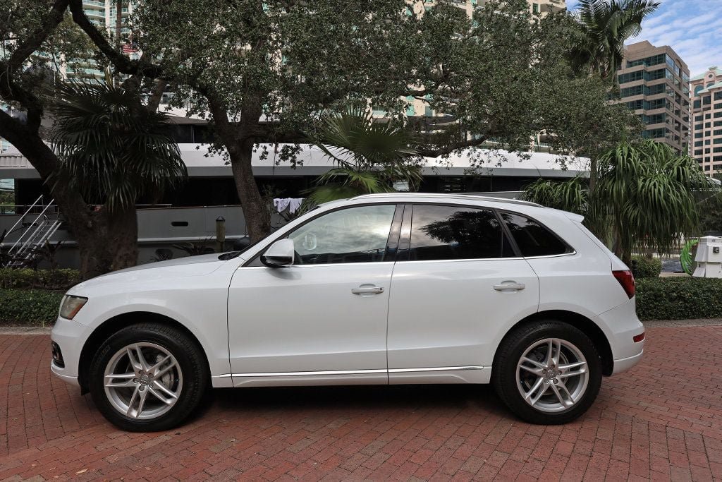 Used 2016 Audi Q5 2.0T Premium Plus AWD/4WD image 14