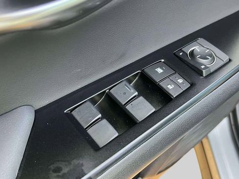 Certified 2024 Lexus UX 250h F Sport image 20