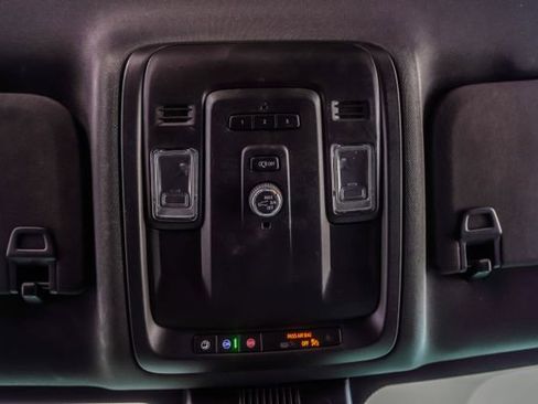 Used 2024 Chevrolet Tahoe LT AWD/4WD image 36