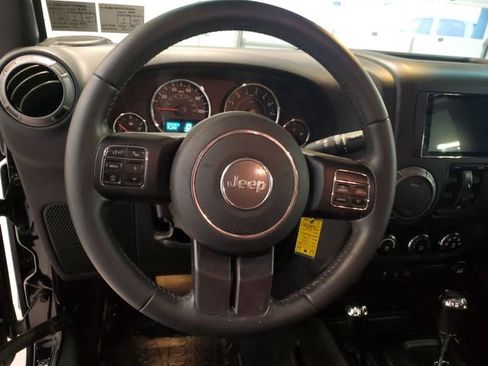 Used 2018 Jeep Wrangler Unlimited Sport S AWD/4WD image 15