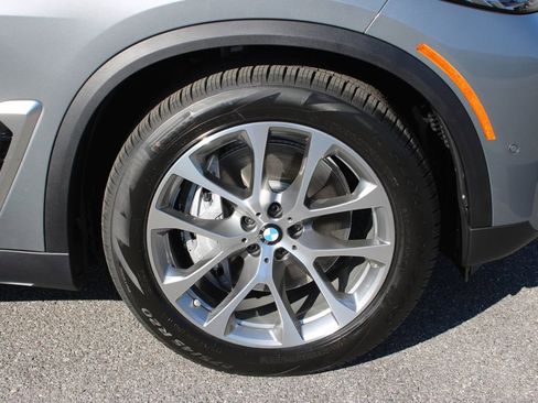 New 2026 BMW X5 xDrive50e w/ Climate Comfort Package image 35