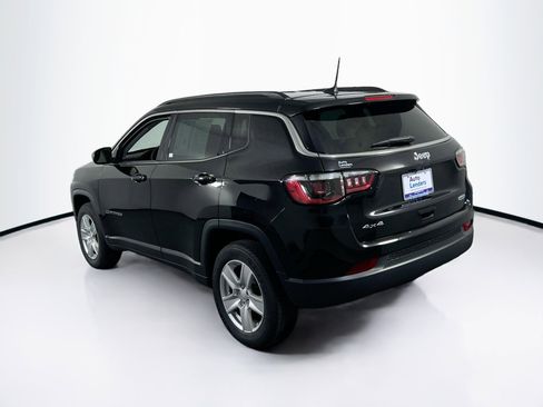 Used 2022 Jeep Compass Latitude AWD/4WD image 7