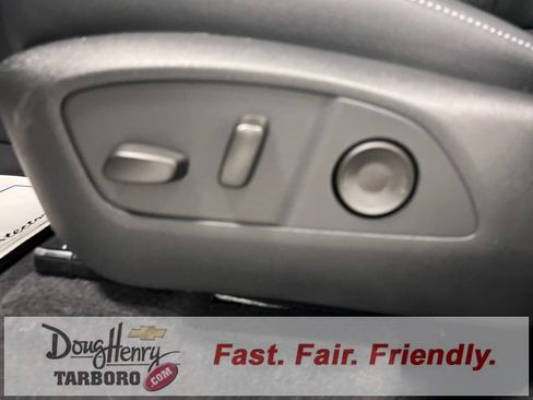 New 2026 Chevrolet Traverse LT w/ Driver Confidence Package image 30