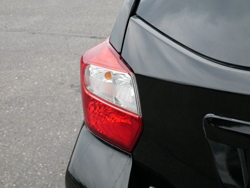 Used 2017 Subaru Crosstrek 2.0i Premium AWD/4WD image 17