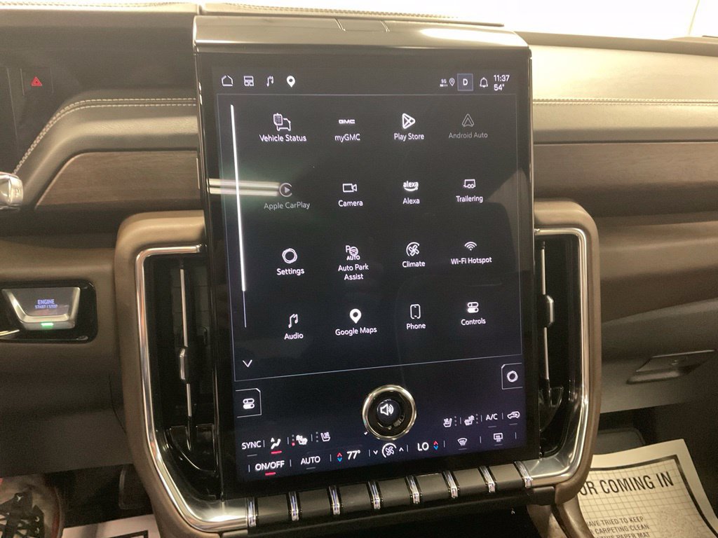 Used 2025 GMC Yukon XL Denali Ultimate w/ LPO, Floor Liner Package AWD/4WD image 24