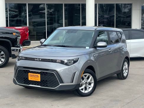 Used 2024 Kia Soul LX w/ Option Group 015 image 9