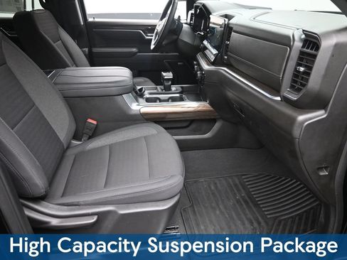 Used 2025 Chevrolet Silverado 1500 RST AWD/4WD image 10