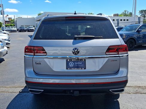 Certified 2022 Volkswagen Atlas SE w/ Panoramic Sunroof Package AWD/4WD image 5