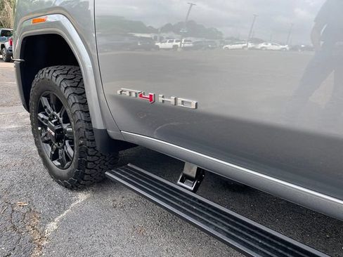 New 2026 GMC Sierra 2500 AT4 w/ AT4 Premium Plus Package AWD/4WD image 13
