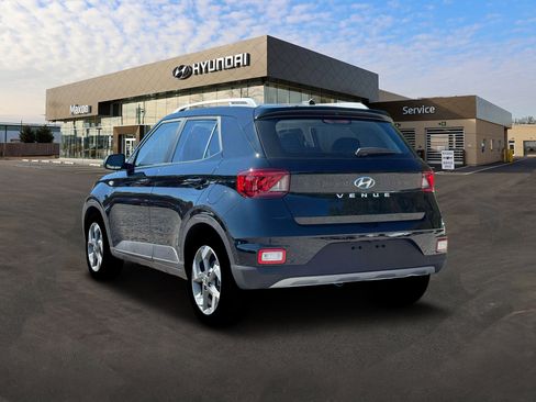 New 2026 Hyundai Venue SEL image 5