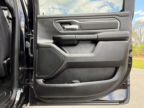 Used 2020 RAM 1500 Big Horn AWD/4WD image 38