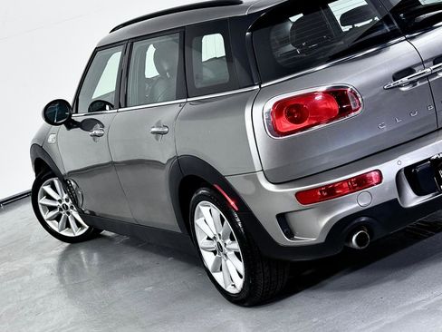 Used 2017 MINI Cooper Clubman S image 13