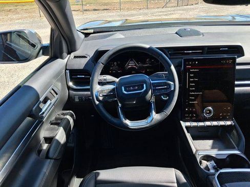 New 2026 GMC Terrain Elevation w/ Elevation Premium Package AWD/4WD image 12